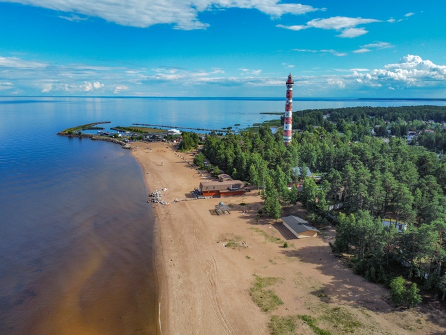 Осиновецкий маяк фото пляжа